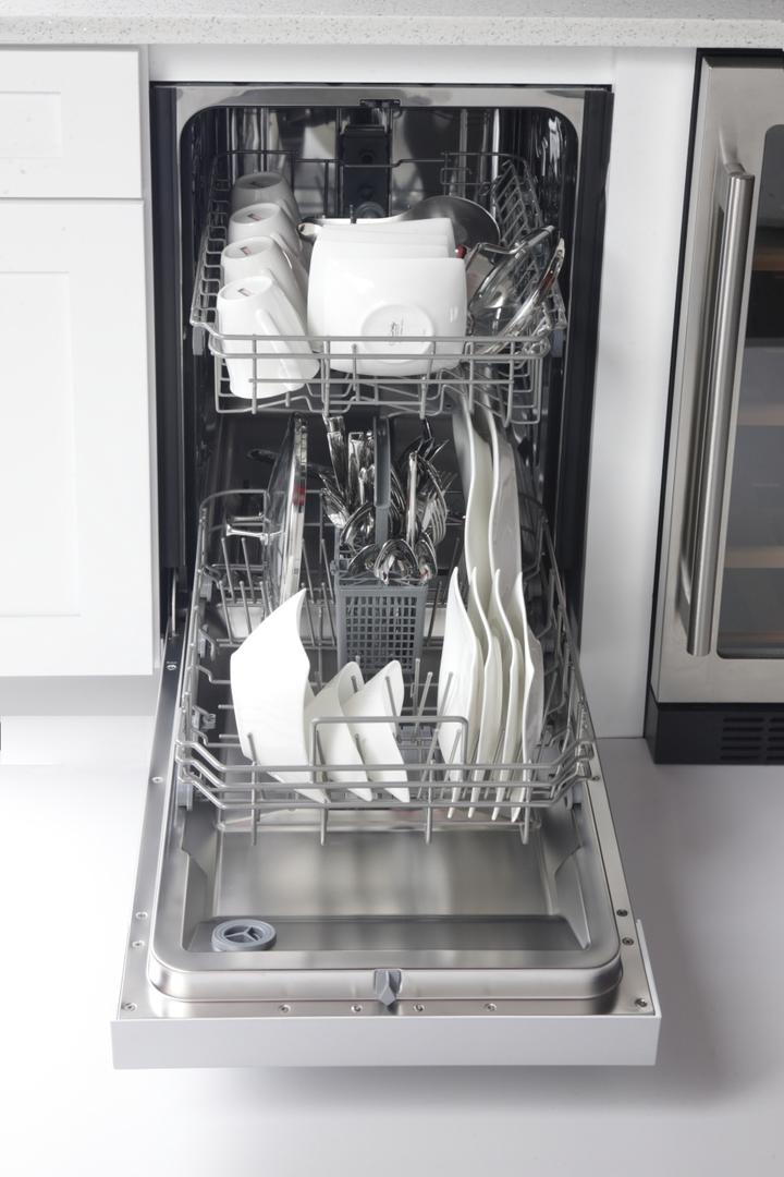 Kucht Professional 18 in. Front Control Dishwasher K7740D - image 4