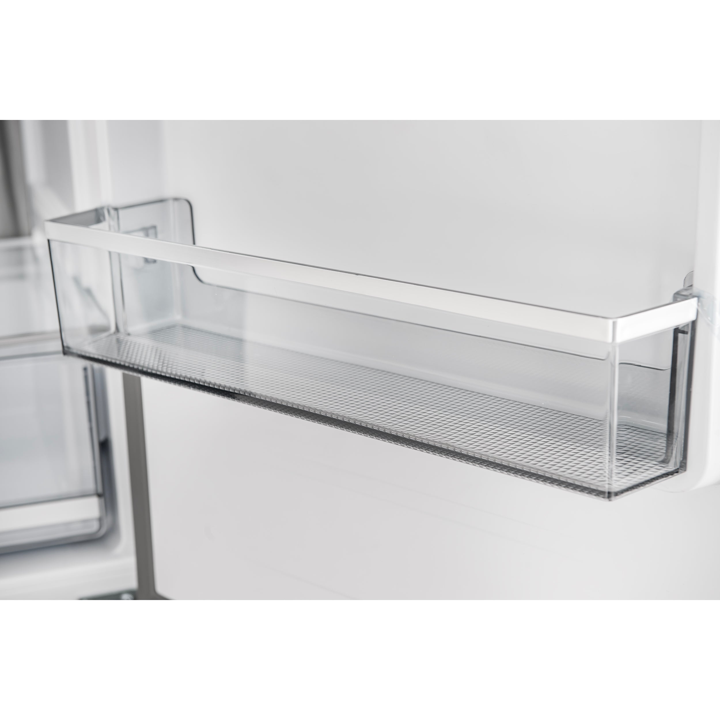 Custodia 24" Bottom Freezer, 10.3 cf., Right Swing, Total No frost, Stainless Steel handles