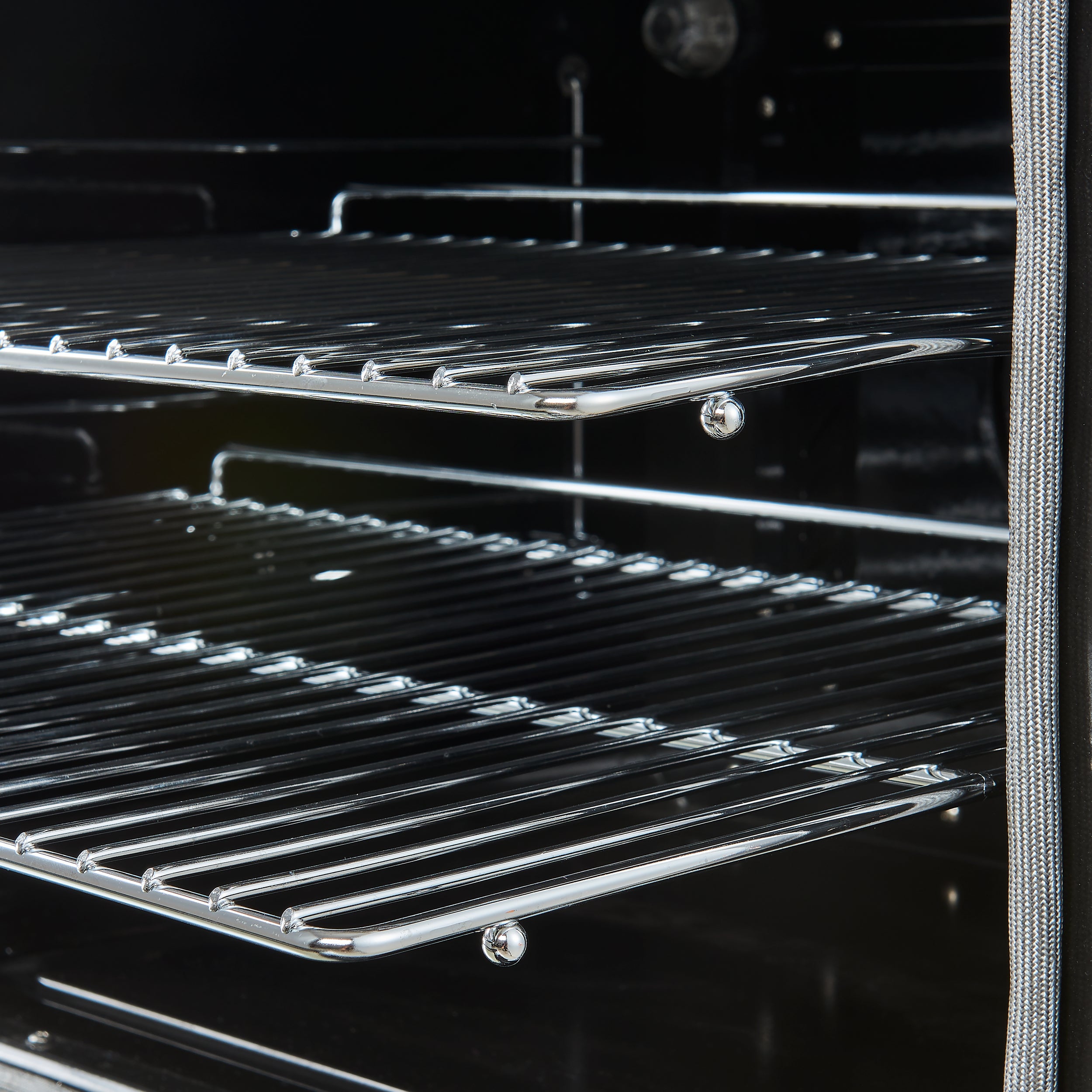 Forno Paolo 30-Inch Freestanding Electric Range, White, 4.38 cu.ft, True Convection Oven, Energy Efficient